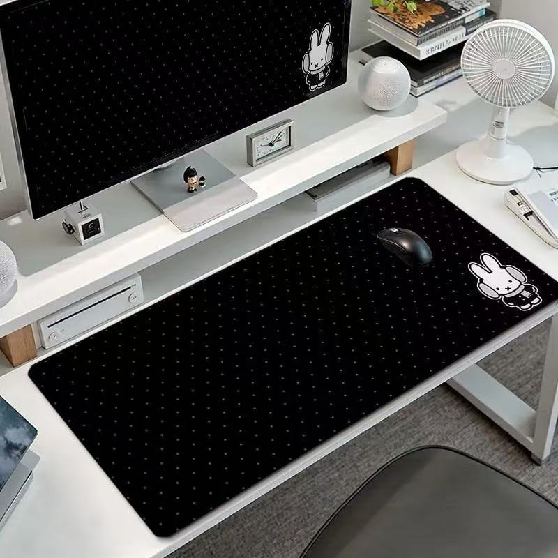 Urocza duża podkładka pod mysz – Office Furniture Brands recenzja i cena
