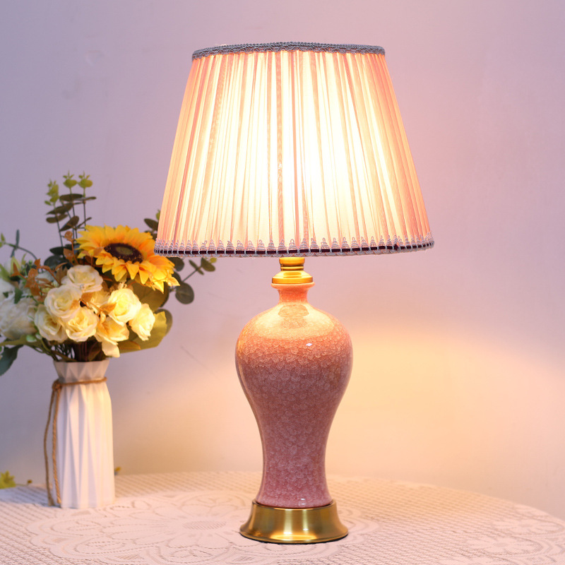 Lampa biurkowa w kształcie cer – Desk Lamp recenzja i cena